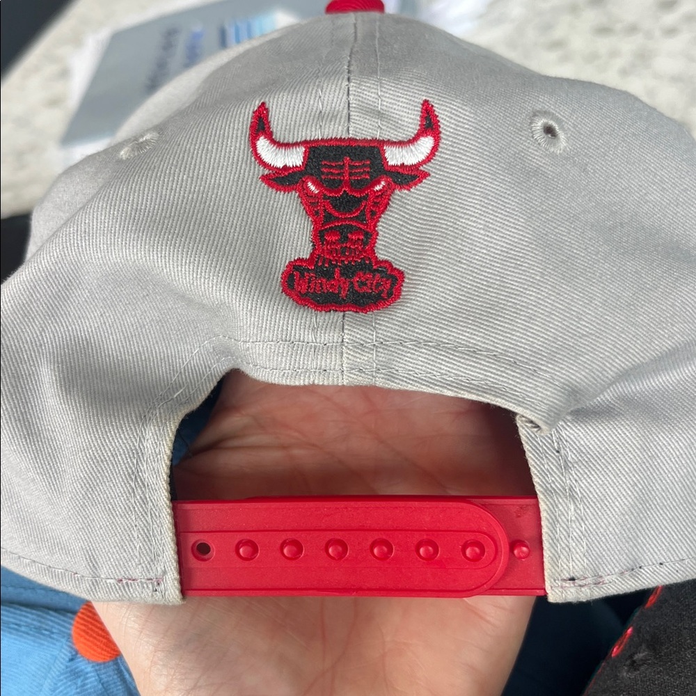 Snap back caps. Can separate and sell individually - Picture 4 of 4